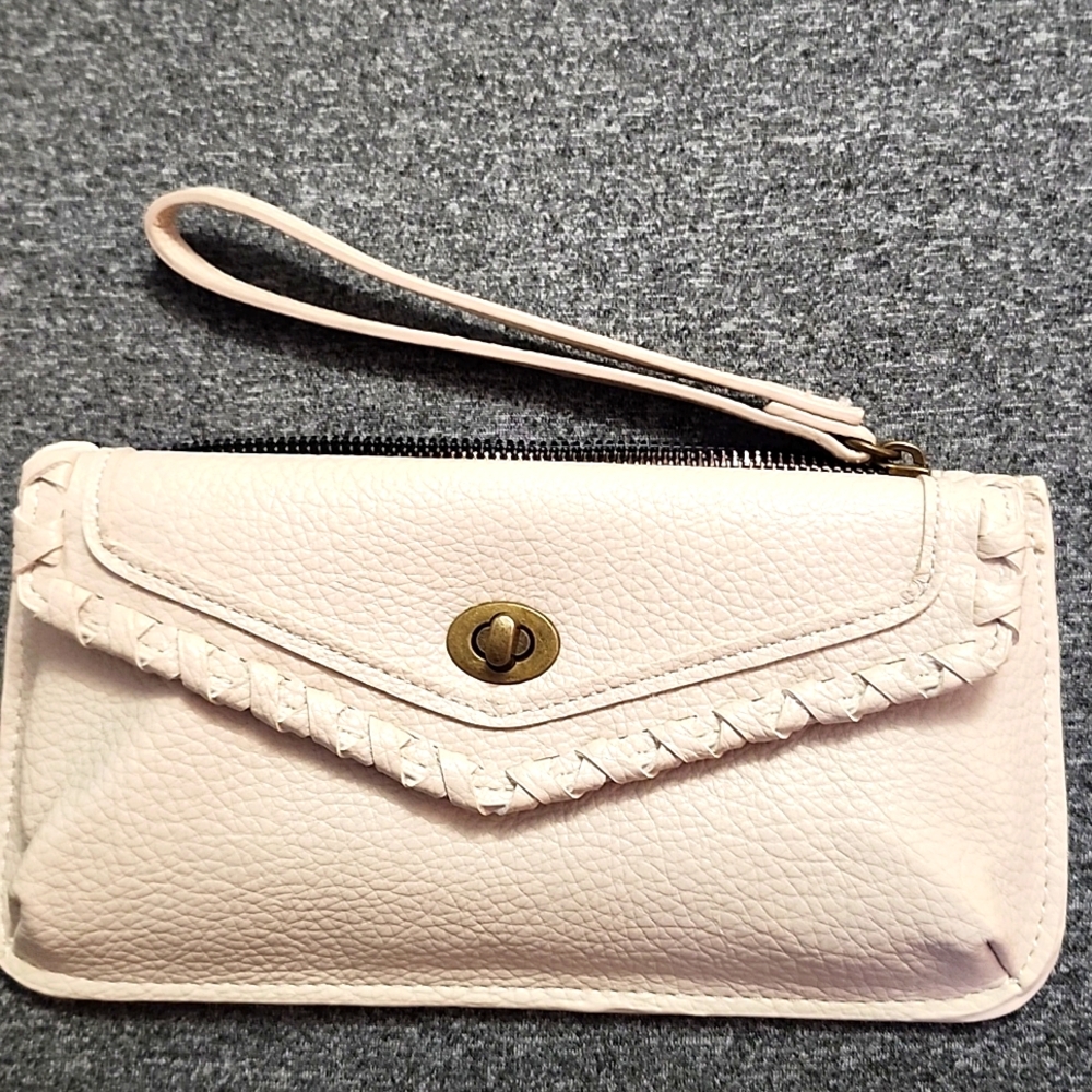 Ladies Wristlet